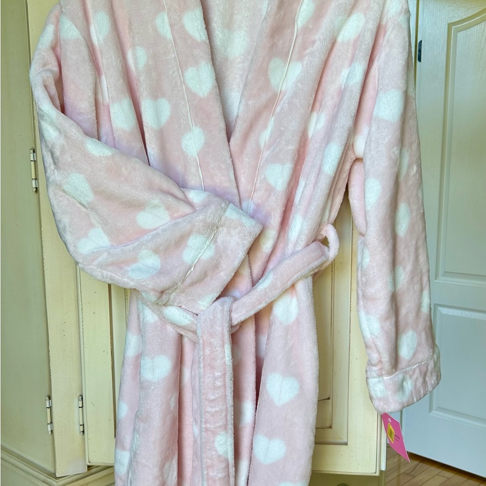 Kate Spade White And Pink Heart Pattern Robe